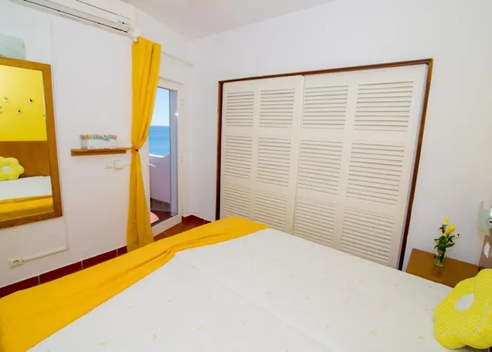 Pe Na Praia By Ocvillas *